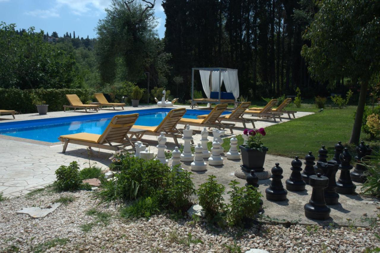 Ilias Apartments Ipsos Luaran gambar