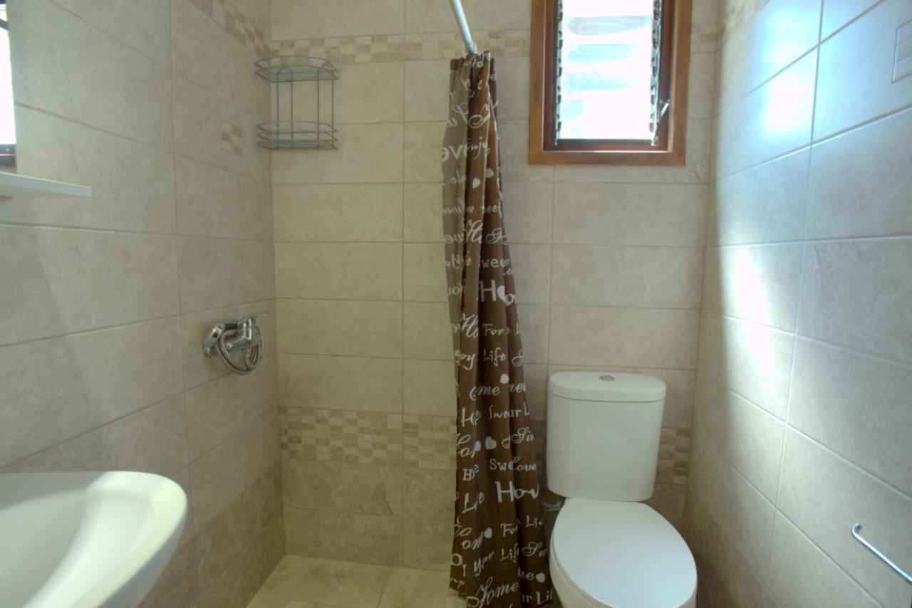 Ilias Apartments Ipsos Luaran gambar