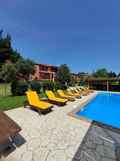 Ilias Apartments Ipsos Luaran gambar