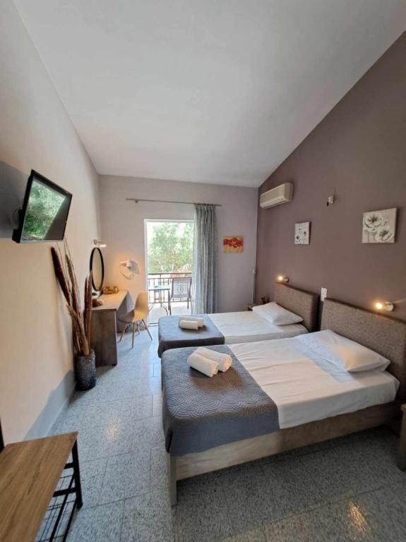 Ilias Apartments Ipsos Luaran gambar